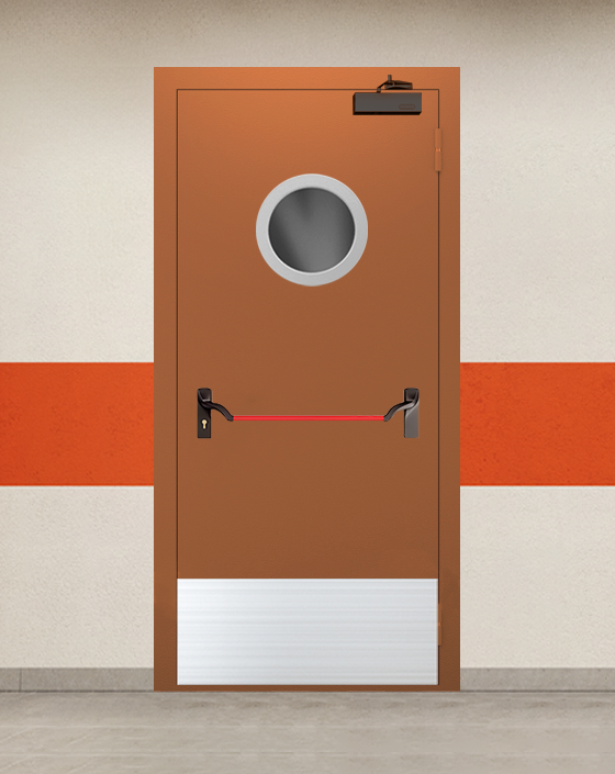 Противопожарная однопольная коричневая дверь EI 90 с ручкой антипаника, круглым окном, широким отбойником