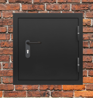 Люк металлический черный